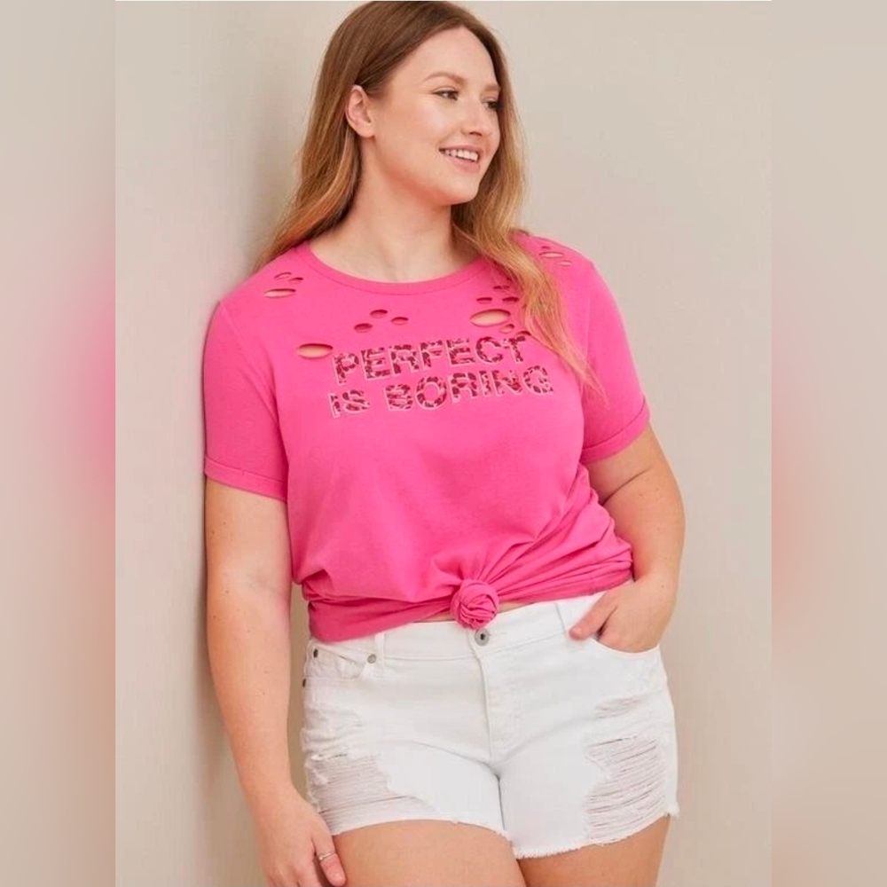 NWOT • Torrid • Distressed Graphic Tee‎